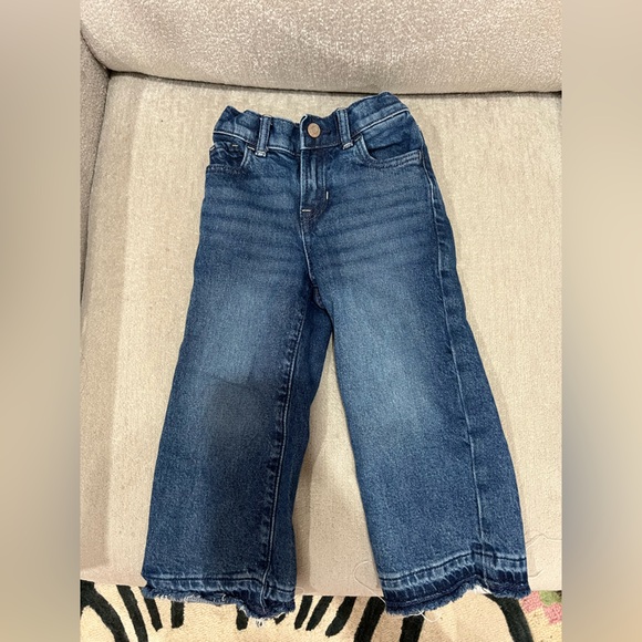 GAP Wide leg toddler jeans - Picture 1 of 3